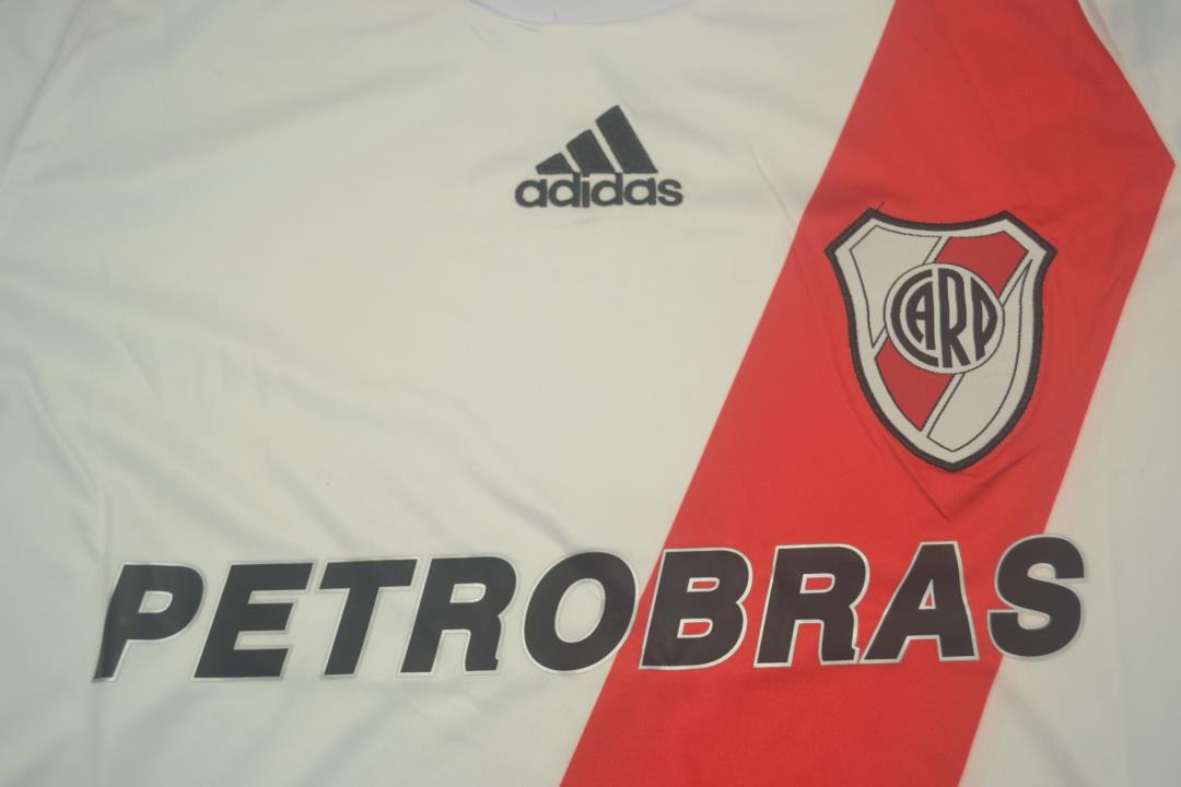 River Plate Local - 08/09